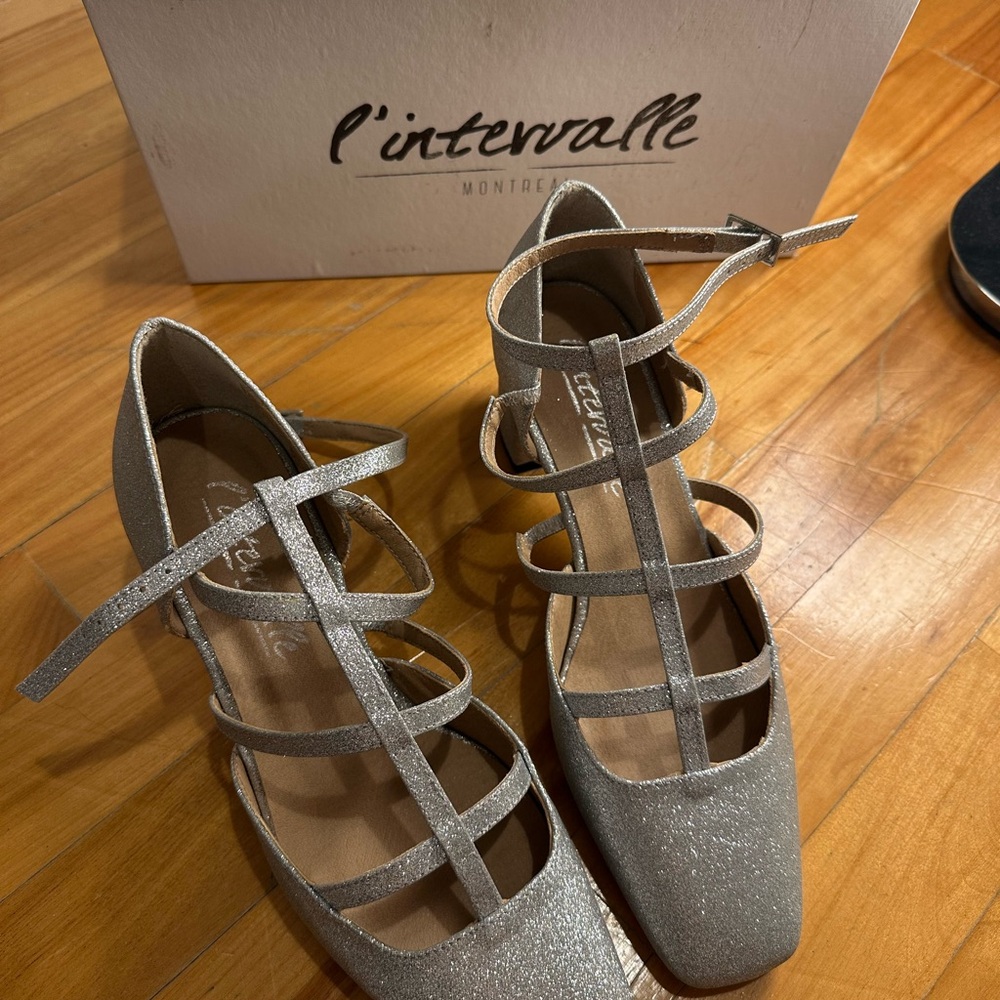 L'INTERVALLE Sparkling Silver Strappy Heels